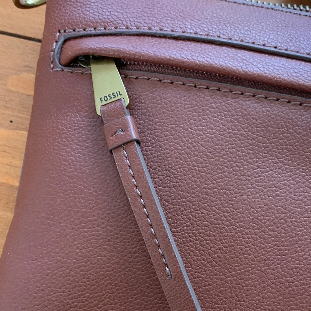 Fossil Brown Kiera Crossbody Bag - Picture 4 of 10